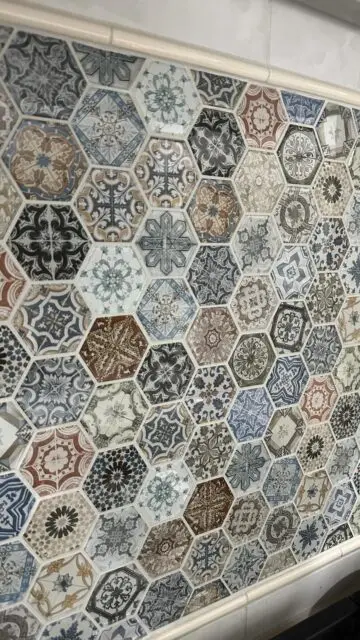 Fresh tile, fresh vibes! ✨

We just wrapped up a sleek backsplash and floor tiling install in Richmond, BC. A timeless look that ties the whole space together.

Thinking of updating your kitchen or bath? Let’s bring your vision to life!

#Backsplash #FloorTiling #VancouverRenovations #DreamHomeRenovations #TileDesign #HomeUpgrade #RenovationInspo @dreamhomerenoyvr